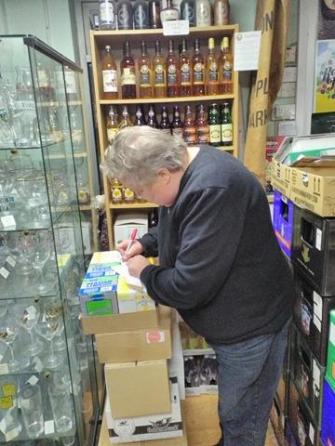 27294689_10100580636853757_764670379_n